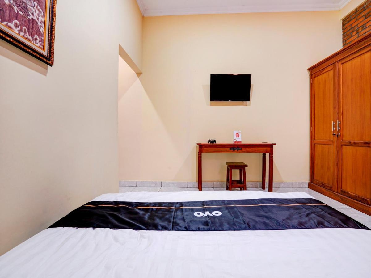 Super Oyo Collection O 90265 Cempoko Mulyo Homestay Syariah Tugu Exterior photo