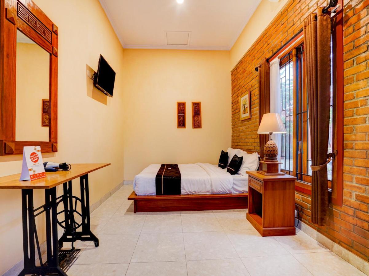 Super Oyo Collection O 90265 Cempoko Mulyo Homestay Syariah Tugu Exterior photo