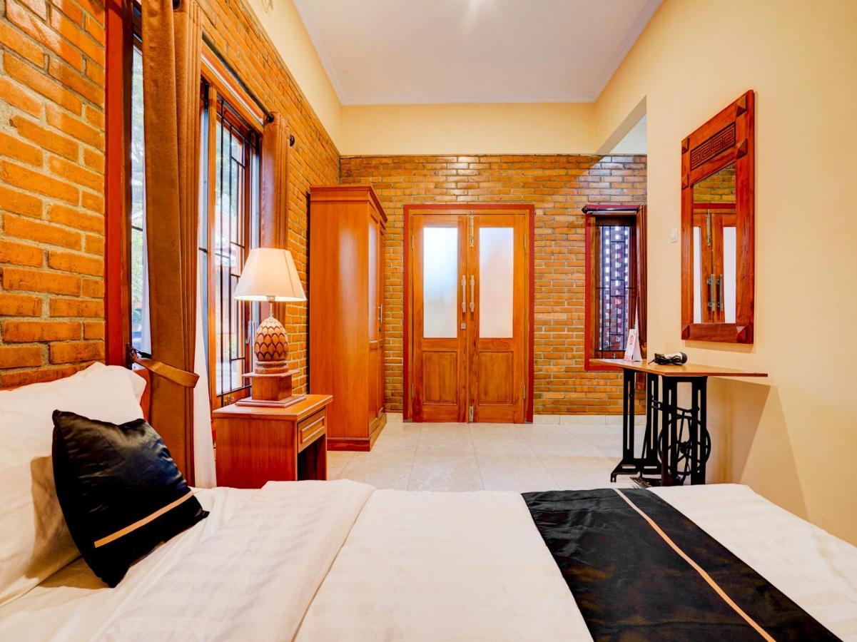 Super Oyo Collection O 90265 Cempoko Mulyo Homestay Syariah Tugu Exterior photo